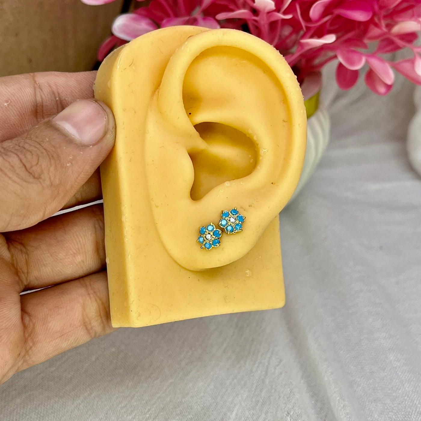 Ferozi 7 Stone Floral Screw Stud Earrings