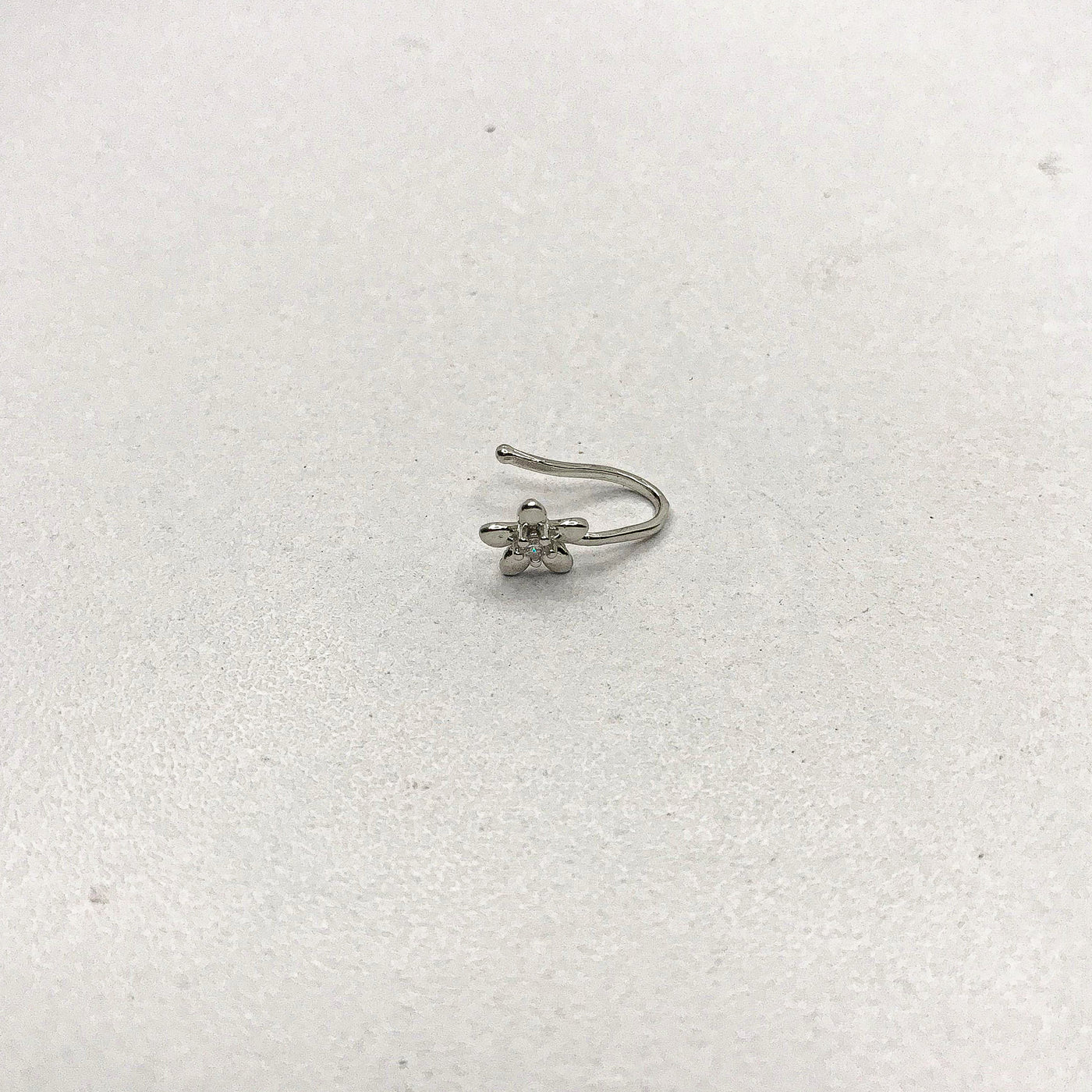 Flower Single Stone Silver NoseClip