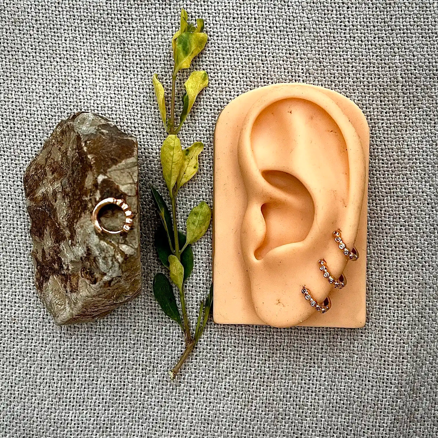 7mm Zarqon Stone studded Hoop Earrings