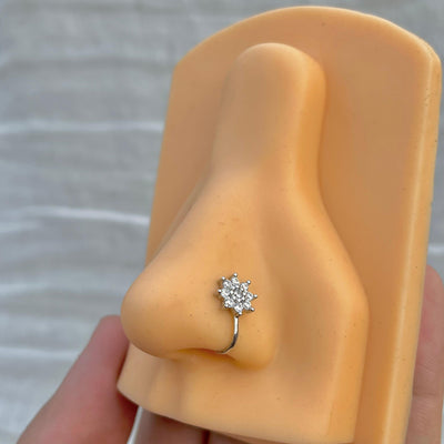Stone Flower Silver NoseClip